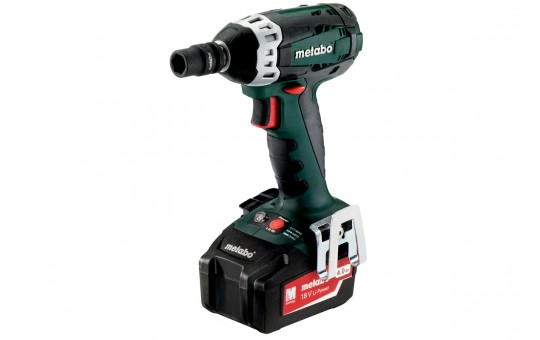 Снимка Гайковерт акум. ударен 210 Nm METABO SSW 18 LTX 200 2x4.0Ah