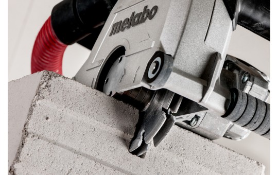 Снимка Фреза за канали 1900W METABO MFE 40